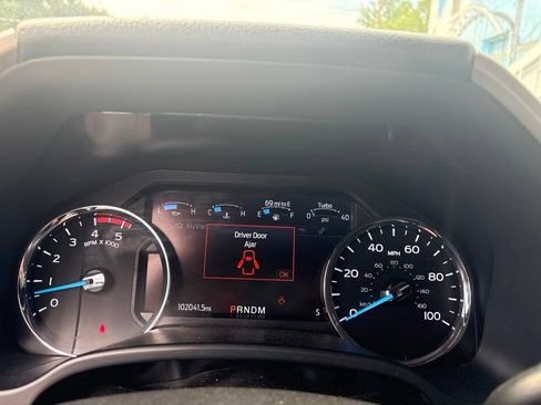 Used 2021 Ford F250 Lariat w/ Lariat Ultimate Package AWD/4WD image 18