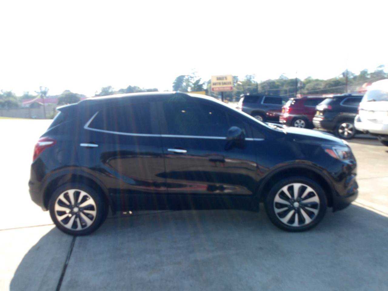 Used 2021 Buick Encore Preferred AWD/4WD image 5