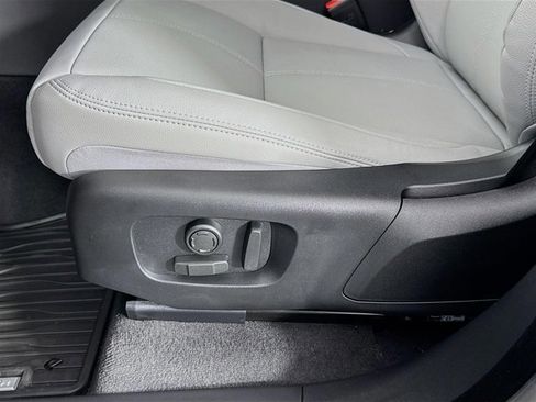 Used 2026 Land Rover Range Rover Velar Dynamic SE image 22