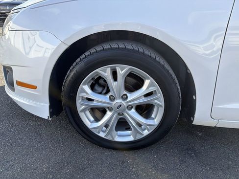 Used 2010 Ford Fusion SE image 28
