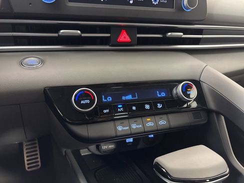 New 2026 Hyundai Elantra Sport FWD image 32