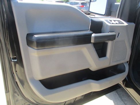 Used 2016 Ford F150 XLT w/ Trailer Tow Package AWD/4WD image 11