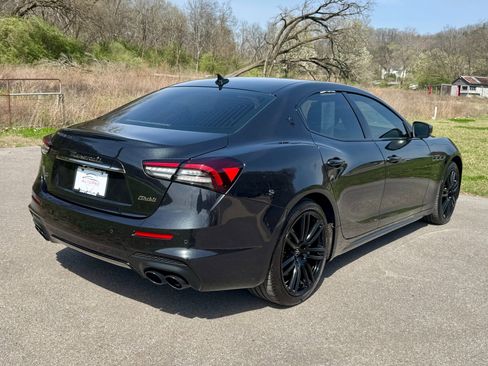 Used 2023 Maserati Ghibli Modena Q4 image 4