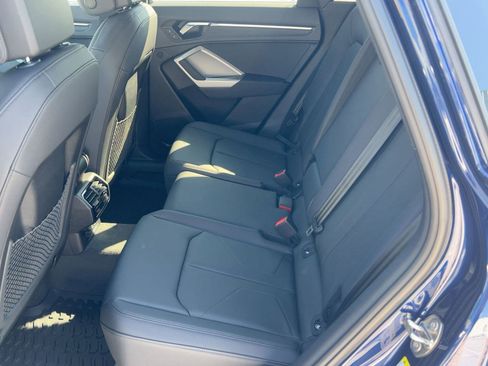 New 2025 Audi Q3 2.0T Premium image 15