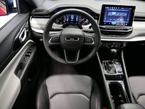 New 2025 Jeep Compass Limited image 14