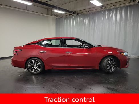 Used 2023 Nissan Maxima SL FWD image 9