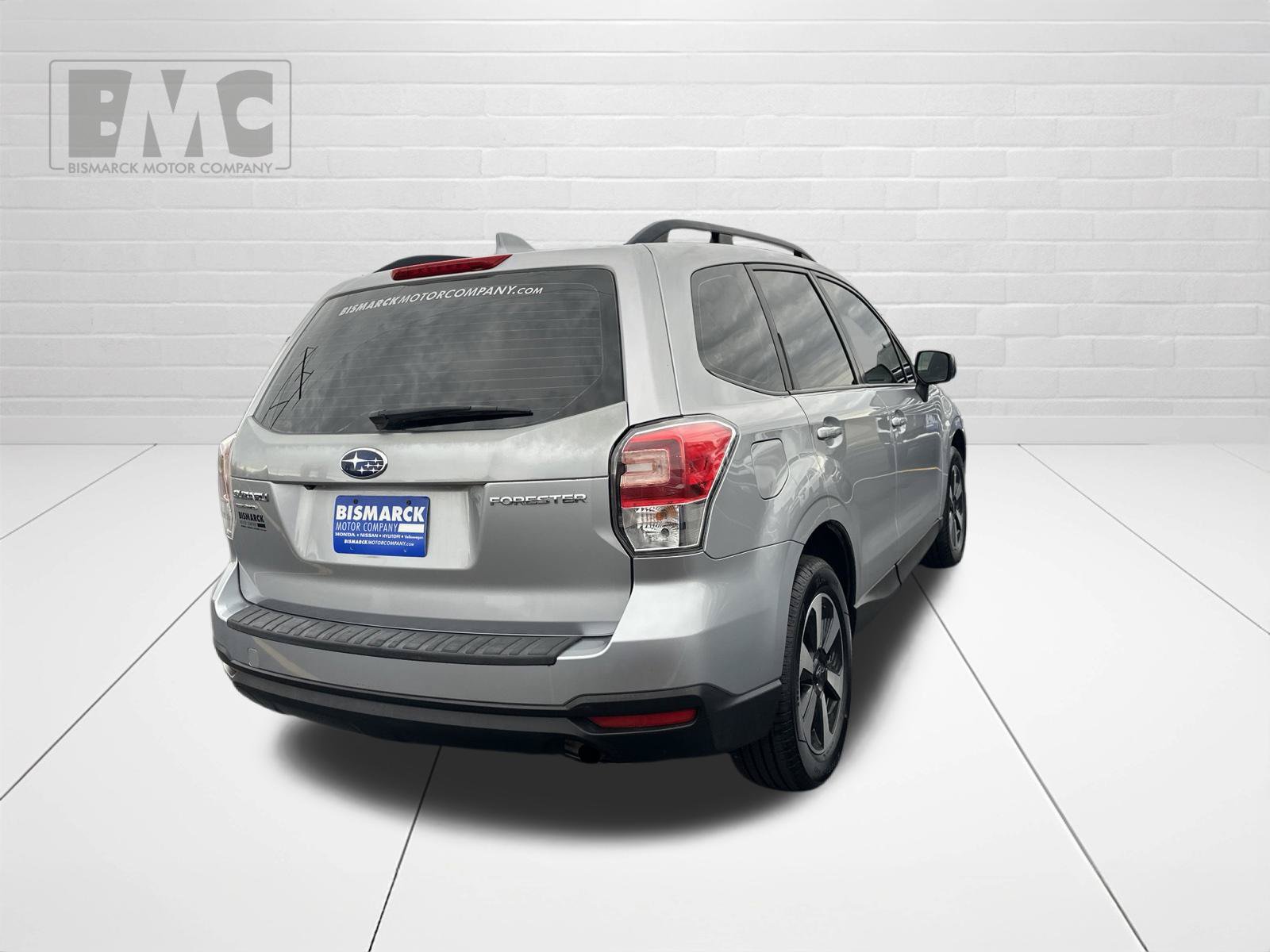 Used 2018 Subaru Forester 2.5i w/ Alloy Wheel Package AWD/4WD image 3