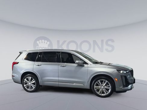 Used 2024 Cadillac XT6 Premium Luxury w/ LPO, Floor Liner Package AWD/4WD image 12