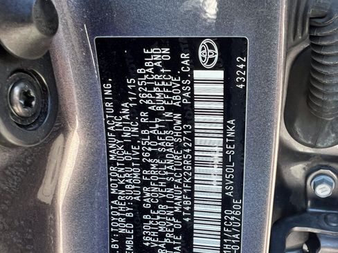 Used 2016 Toyota Camry LE FWD image 12