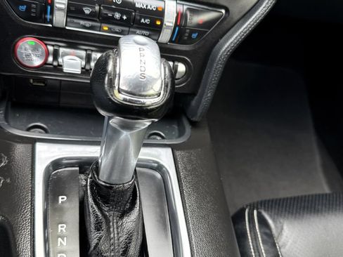 Used 2020 Ford Mustang Premium RWD image 22