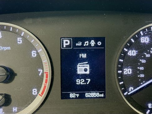 Used 2017 Hyundai Sonata Sport w/ Value Edition Package 02 image 16