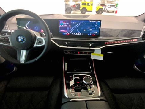 New 2026 BMW X5 xDrive50e w/ M Sport Package image 5