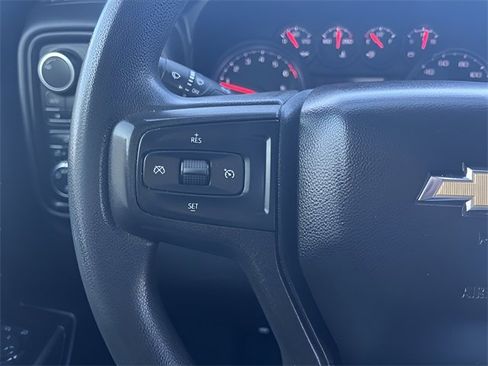 Used 2020 Chevrolet Silverado 1500 Custom w/ Custom Value Package image 16