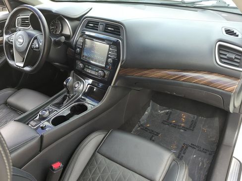 Used 2017 Nissan Maxima Platinum FWD image 26