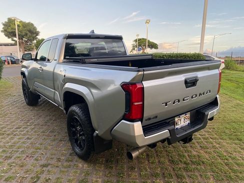 Used 2024 Toyota Tacoma SR5 image 5