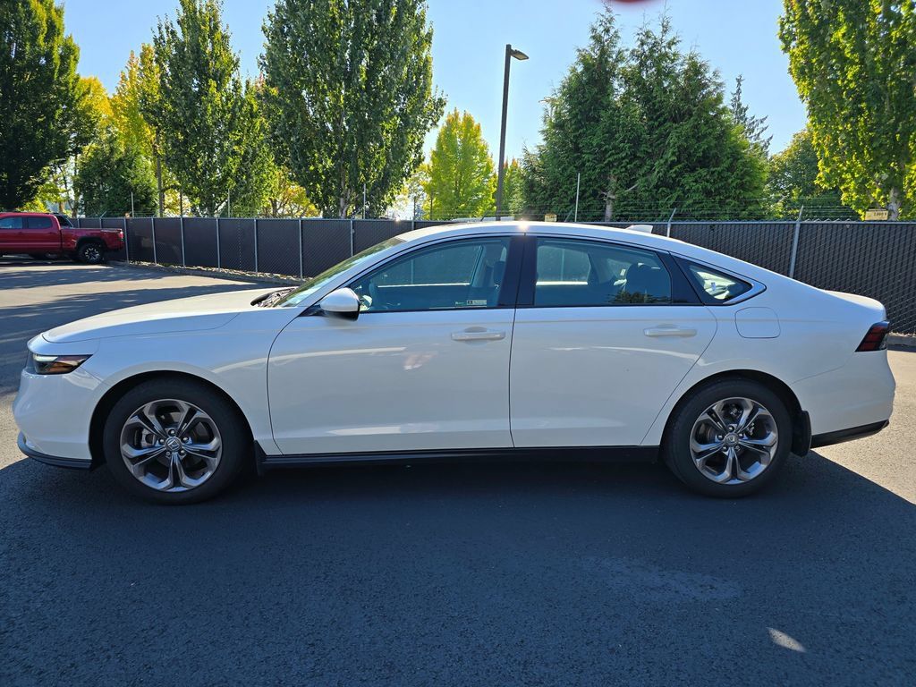 Certified 2024 Honda Accord EX image 2