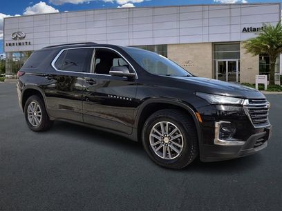 Used 2023 Chevrolet Traverse LT