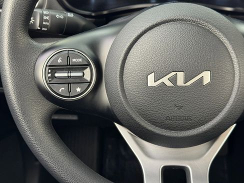 Used 2024 Kia Soul LX w/ Option Group 015 image 18