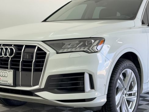 Used 2023 Audi Q7 3.0T Premium Plus w/ Premium Plus Package AWD/4WD image 12