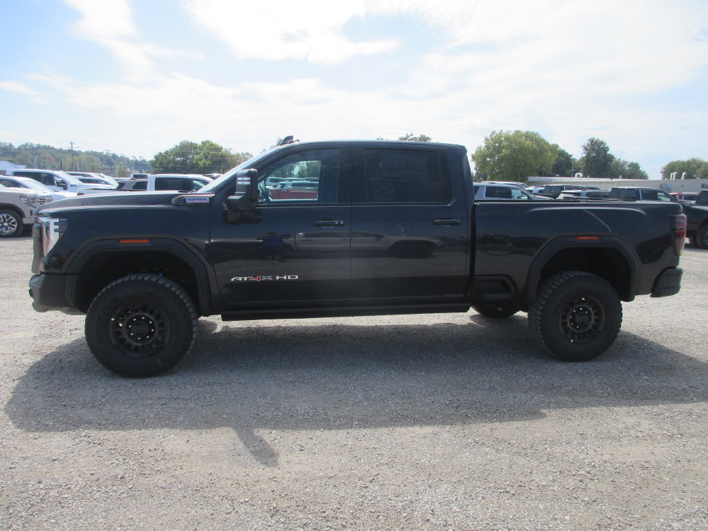New 2026 GMC Sierra 2500 AT4X w/ AT4X AEV Edition AWD/4WD image 9