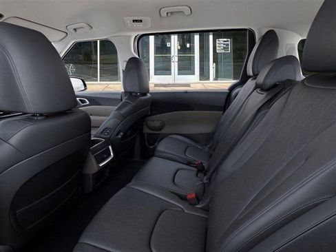 New 2026 Kia Carnival EX FWD image 18