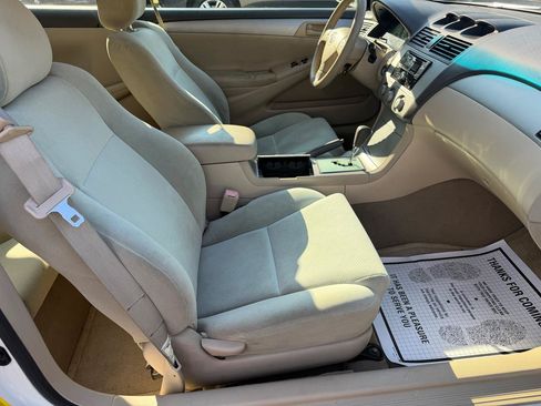 Used 2006 Toyota Solara SE FWD image 10