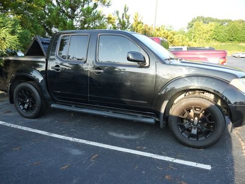 Used 2018 Nissan Frontier SV w/ Value Truck Package RWD image 7
