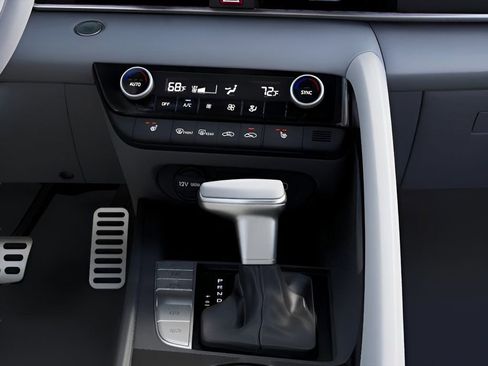 New 2026 Hyundai Elantra SEL Sport image 16