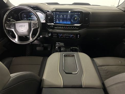 Used 2022 Chevrolet Silverado 1500 ZR2 w/ Technology Package AWD/4WD image 10