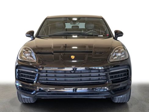 Used 2022 Porsche Cayenne S image 2