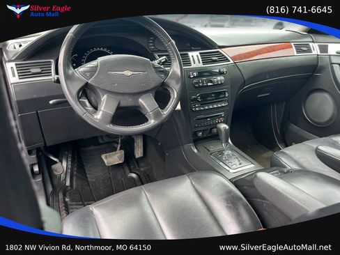Used 2006 Chrysler Pacifica Touring AWD/4WD image 9