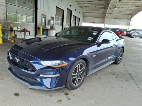Used 2020 Ford Mustang GT RWD image 3