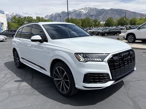 Used 2023 Audi Q7 3.0T Premium Plus w/ Premium Plus Package AWD/4WD image 4