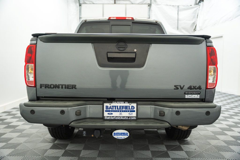 Used 2020 Nissan Frontier SV w/ Midnight Edition Floor Mats AWD/4WD image 6