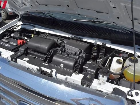 Used 2022 Ford E-350 and Econoline 350 Super Duty RWD image 28