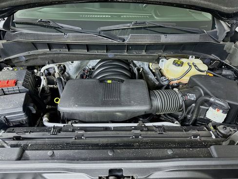 Used 2022 Chevrolet Silverado 1500 LT image 9