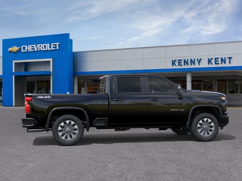 New 2026 Chevrolet Silverado 2500 Custom w/ Custom Value Package AWD/4WD image 5