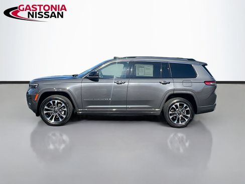 Used 2021 Jeep Grand Cherokee L Overland w/ Luxury Tech Group IV AWD/4WD image 5