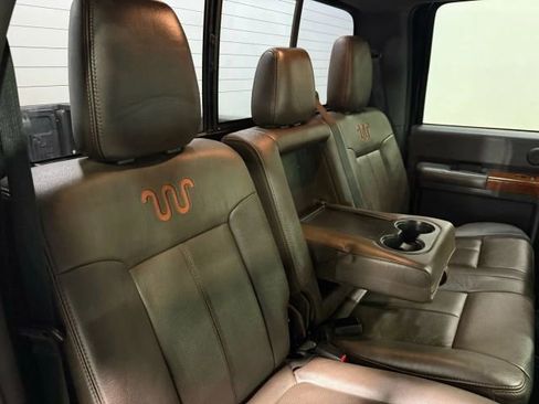 Used 2015 Ford F350 King Ranch w/ King Ranch w/Chrome Package image 30