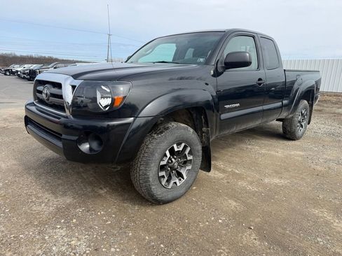 Used 2010 Toyota Tacoma 4x4 Access Cab image 1