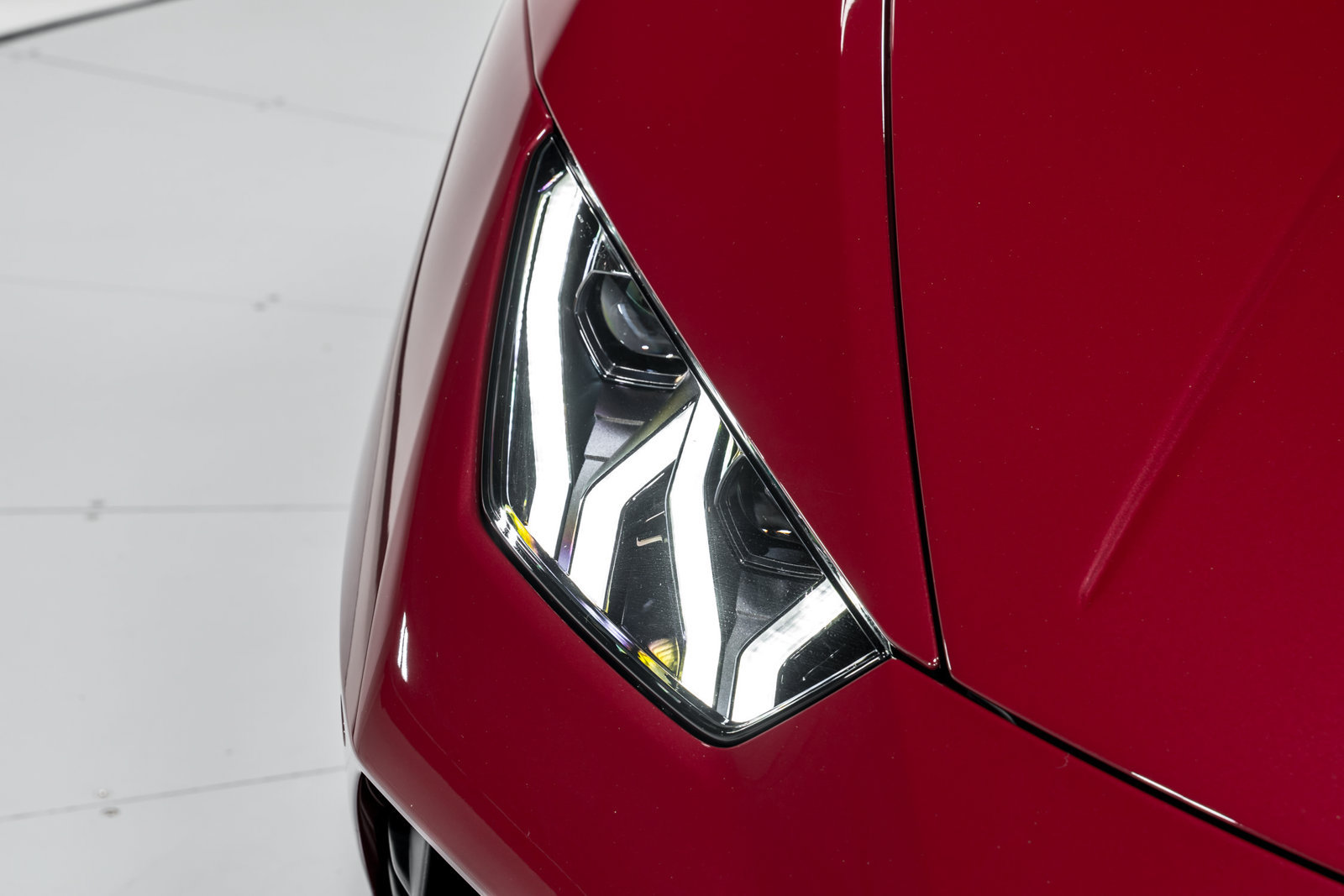Used 2022 Lamborghini Huracan EVO RWD image 48