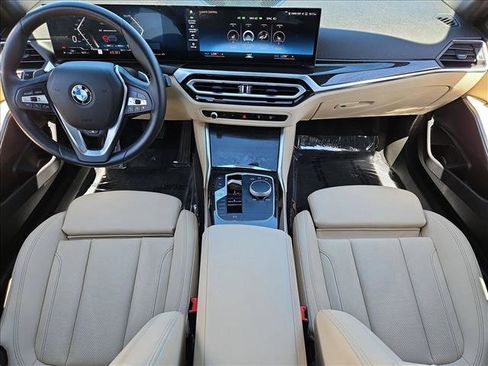 Certified 2024 BMW 330i Sedan w/ Premium Package RWD image 19