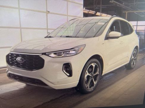 Used 2023 Ford Escape ST-Line Elite w/ Premium Technology Package image 1