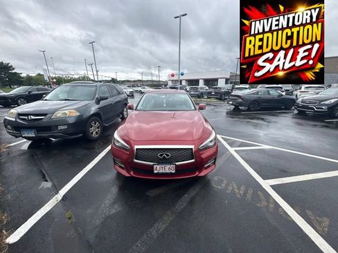 Used 2015 INFINITI Q50 Premium w/ Navigation Package AWD/4WD image 4