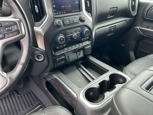 Used 2020 Chevrolet Silverado 2500 LTZ w/ LTZ Convenience Package image 20