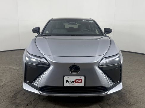 Used 2024 Lexus RZ 450e Premium w/ Technology Package image 2