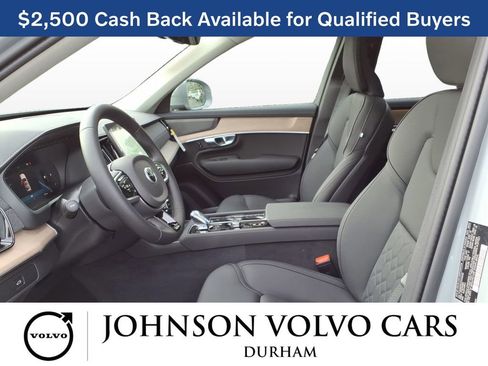 New 2026 Volvo XC90 B6 Plus w/ Protection Package Premier image 13