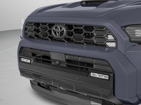 Certified 2025 Toyota 4Runner SR5 AWD/4WD image 61