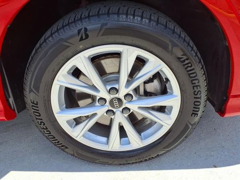 Used 2025 Audi Q3 2.0T Premium AWD/4WD image 7