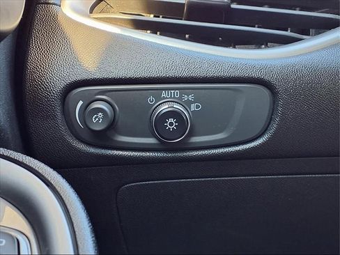 Used 2022 Chevrolet Malibu RS image 17